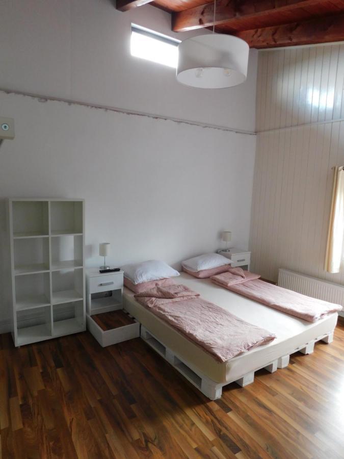 Mountain Vista Suites Zărneşti Exterior foto