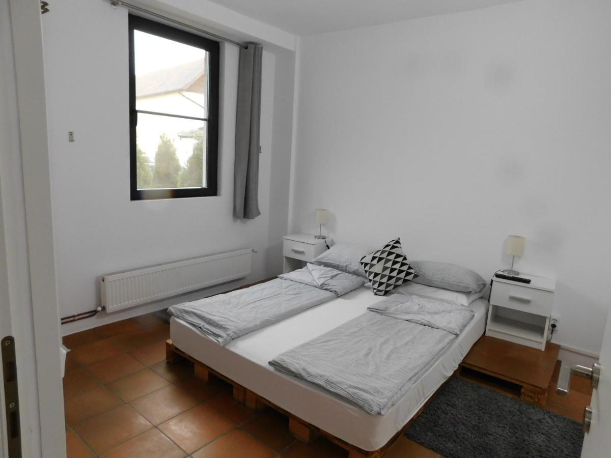 Mountain Vista Suites Zărneşti Exterior foto